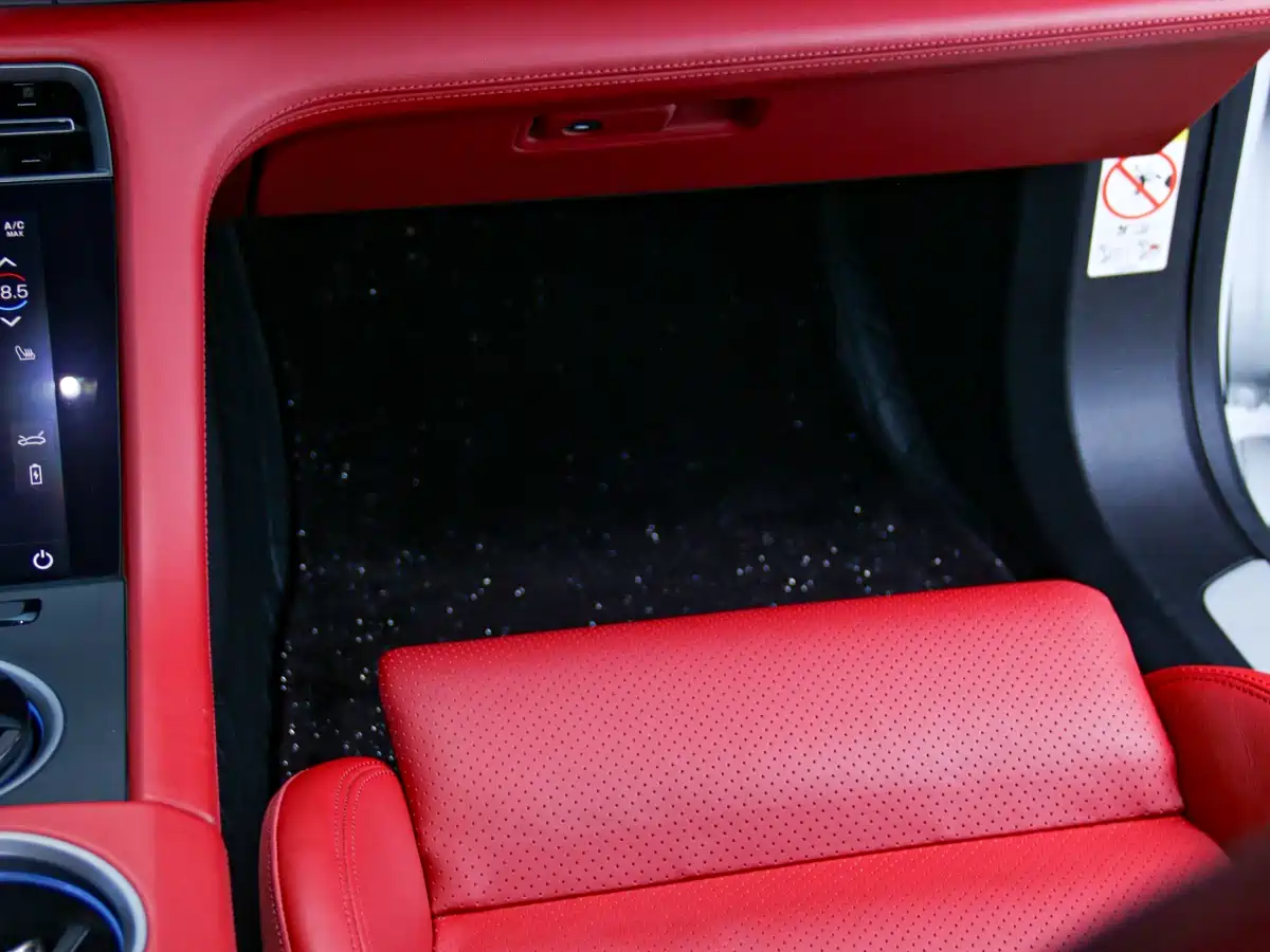 Porsche Taycan 2019 Taycan 4S фото 6