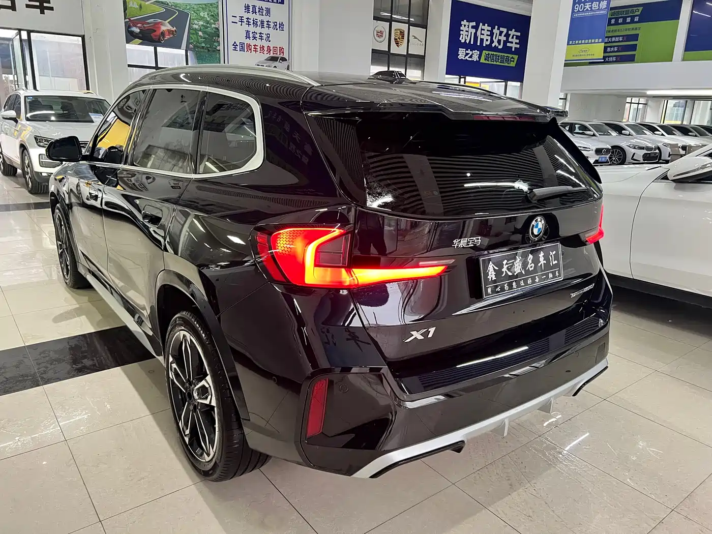 BMW X1 2024 sDrive25Li M Sport Package фото 12