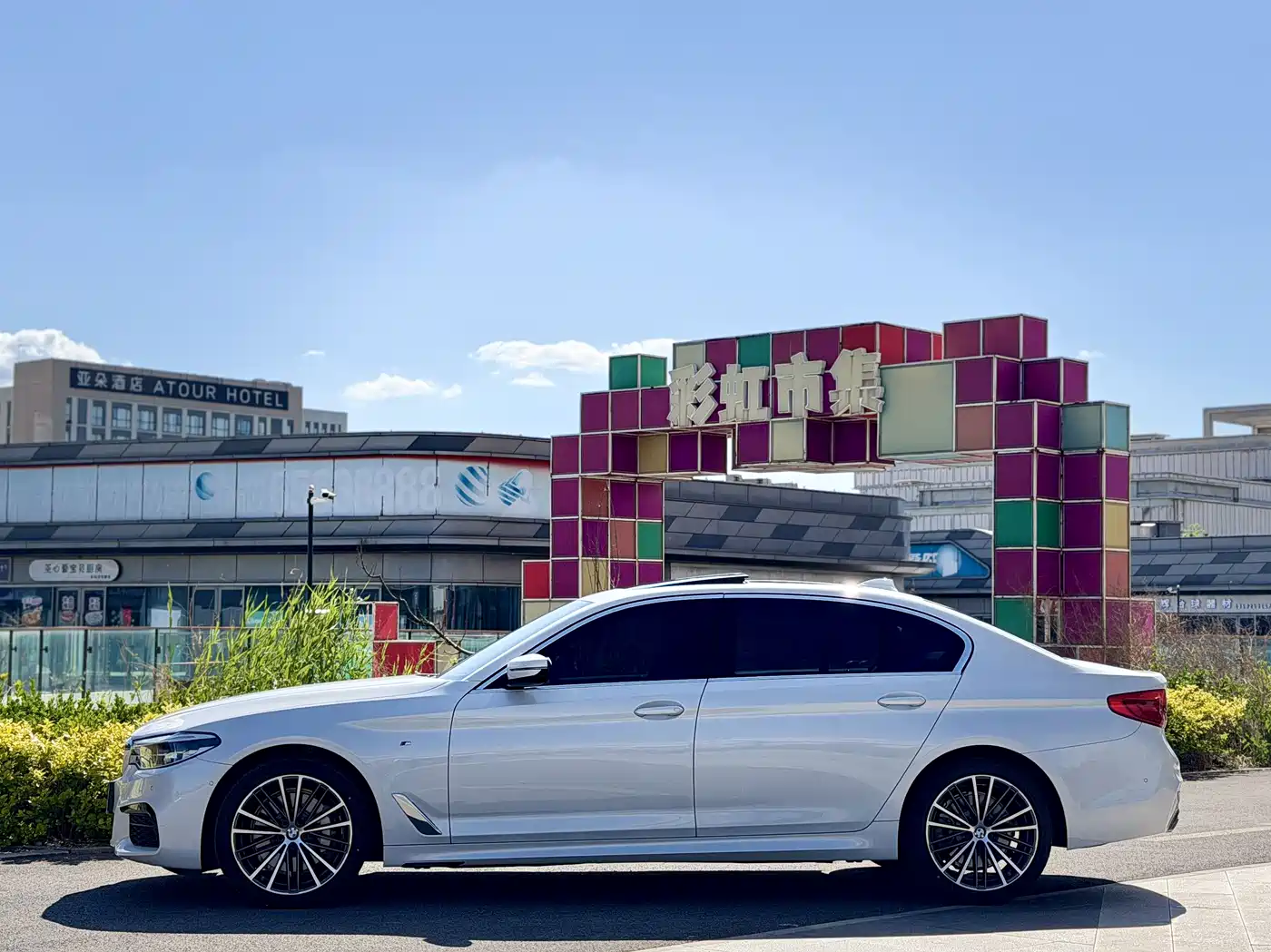 BMW 5 Series 2020 530Li Exclusive M Sport Package фото 3