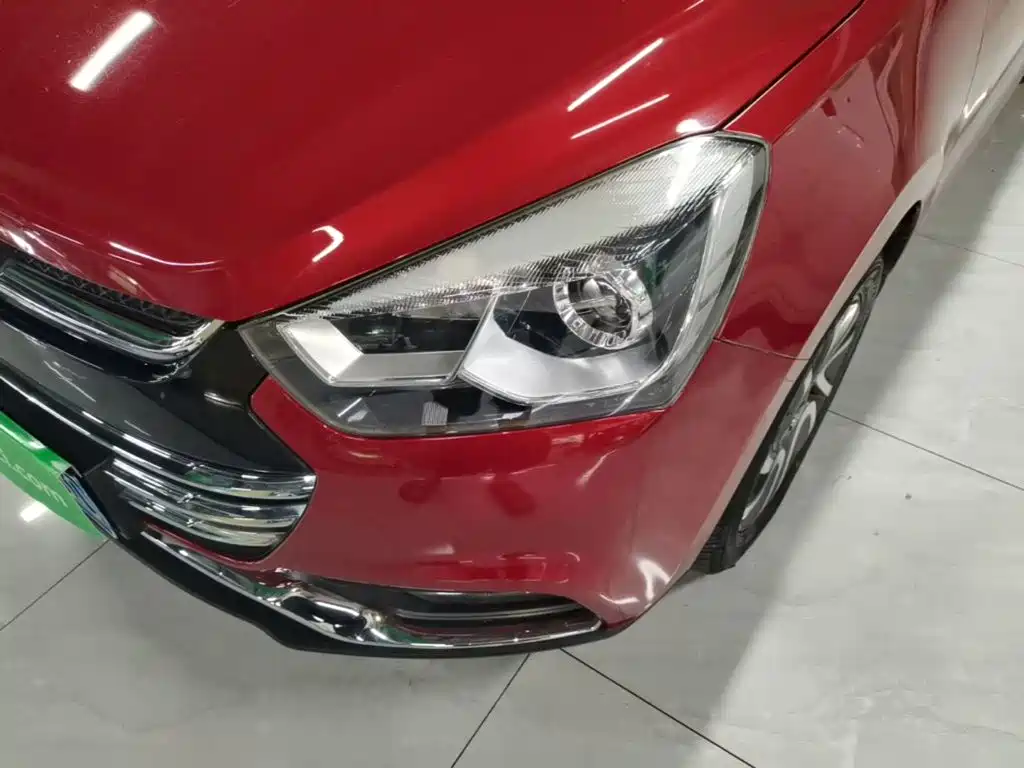 JAC Motors Refine S2 2015 2015 1.5L CVT Luxury Smart