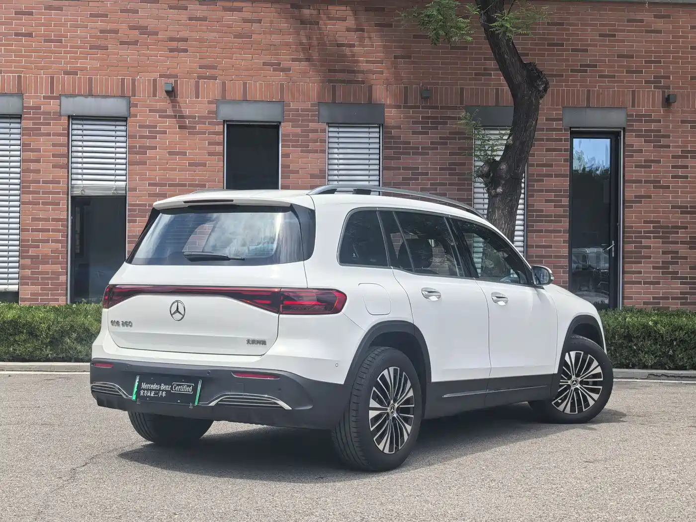 Mercedes-Benz EQB 2025 EQB 260 фото 6