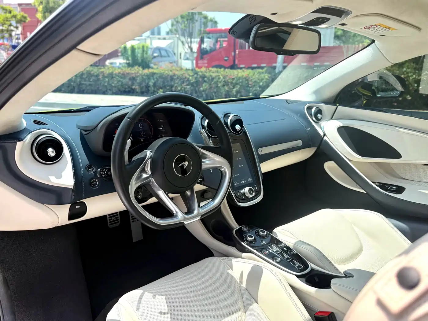 McLaren GT 2023 2023 4.0T Standard Model