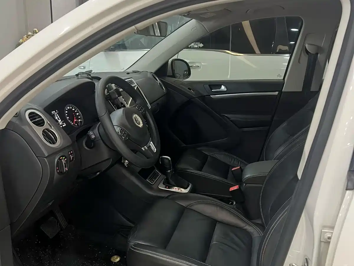 Volkswagen Tiguan 2016 280TSI Automatic 2WD Silk Road Comfort фото 3