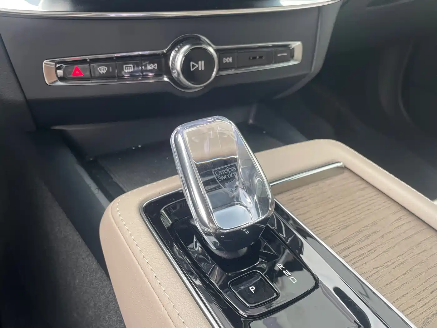 Volvo S90 Plug-in Hybrid 2025 2026 Plug-in Hybrid AWD Long Range Elegance Luxury