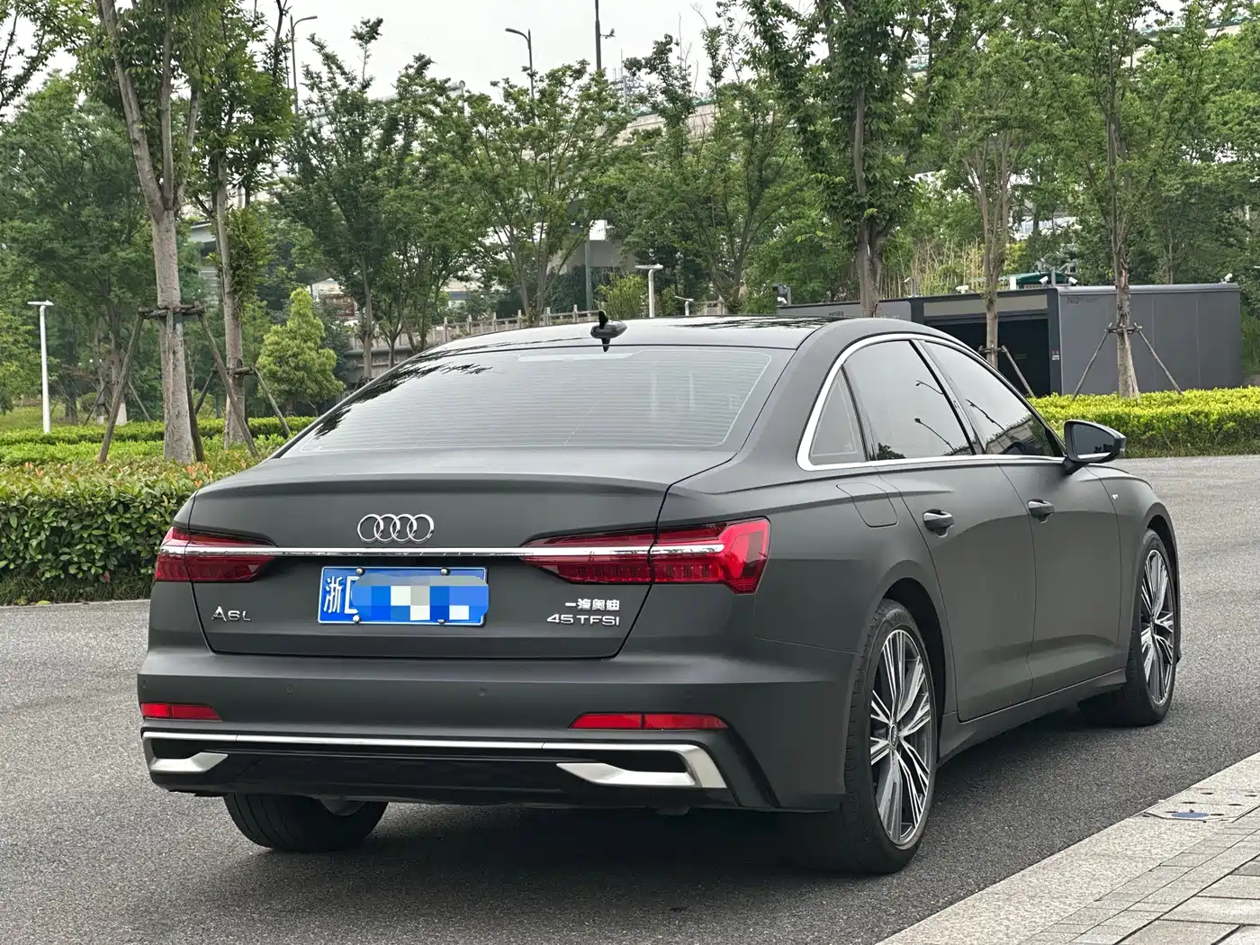 Audi A6L 2023 45 TFSI Premium Selection Dynamic фото 6
