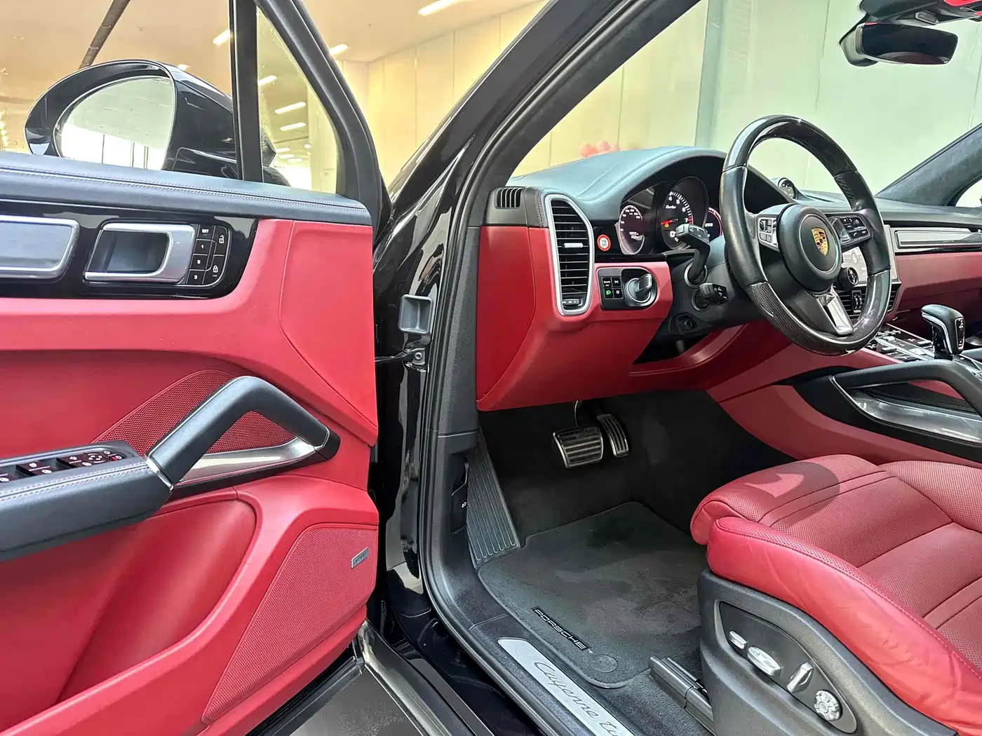 Porsche Cayenne 2018 Cayenne Turbo 4.0T фото 22
