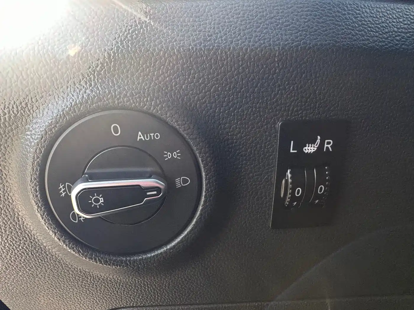 Volkswagen Tayron 2022 280TSI 2WD Luxury Smart Connect Edition фото 13