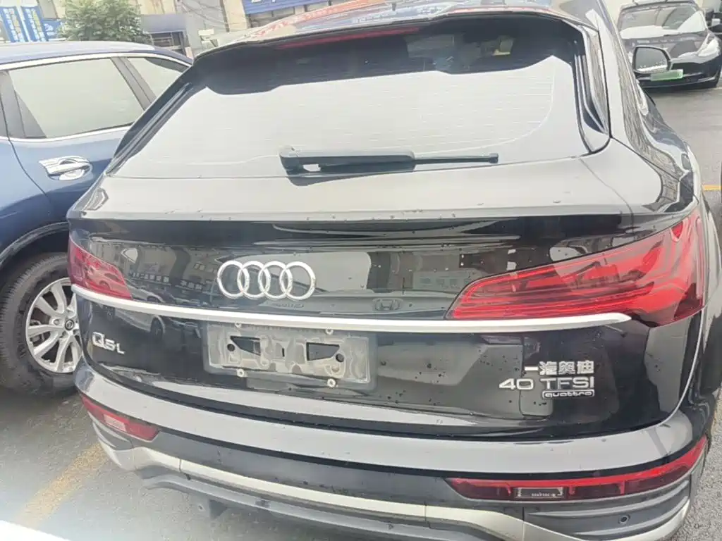 Audi Q5L Sportback 2022 2021 40 TFSI Luxury
