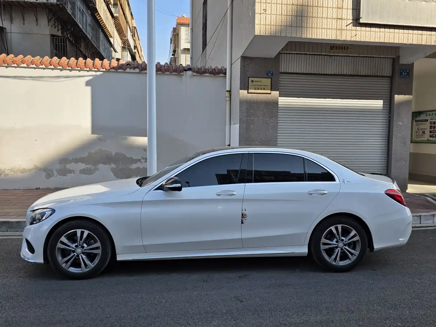 Mercedes-Benz C-Class 2016 C 200 L Sport фото 2