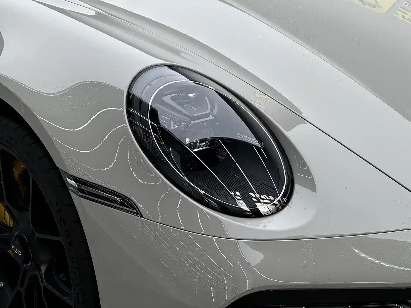 Porsche 911 2022 Turbo S 3.7T фото 21