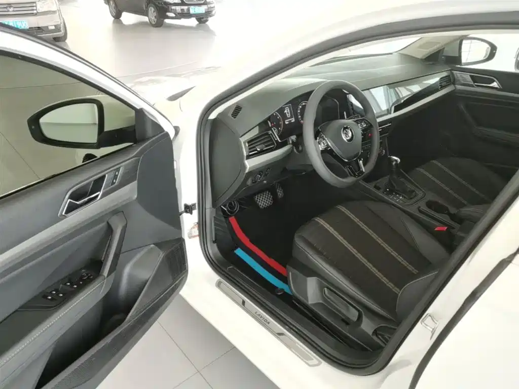 Volkswagen Lavida 2019 280TSI DSG Comfort Edition China VI фото 16