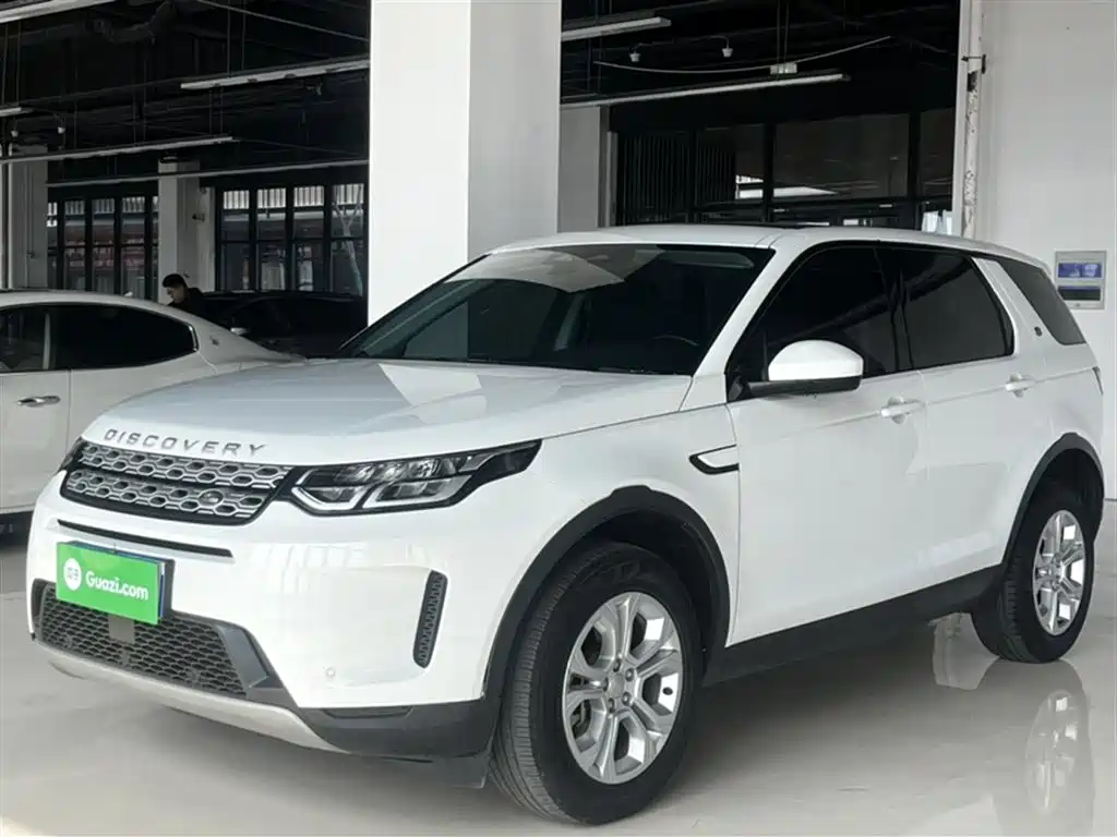 Land Rover Discovery Sport 2022 Model 200PS Family Edition 5-Seater