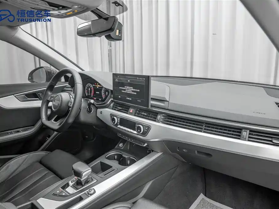 Audi A4L 2022 40 TFSI Luxury Dynamic фото 18