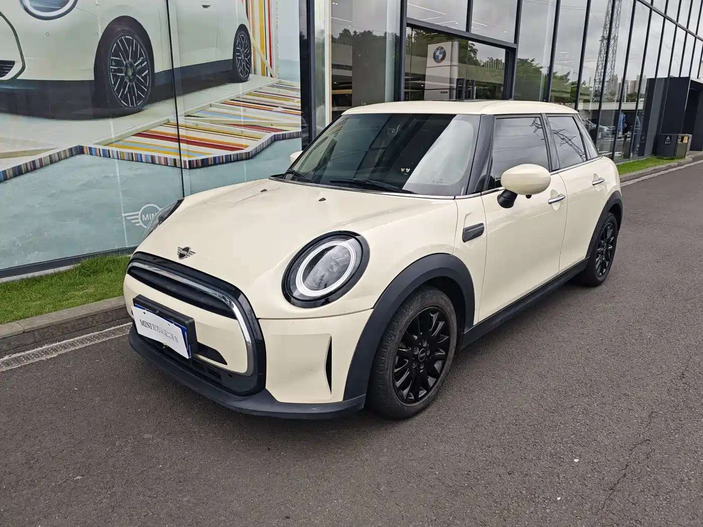 MINI 2022 1.5T ONE 5-door PLUS