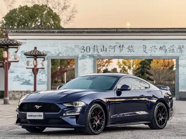 Ford Mustang 2020 2.3L EcoBoost