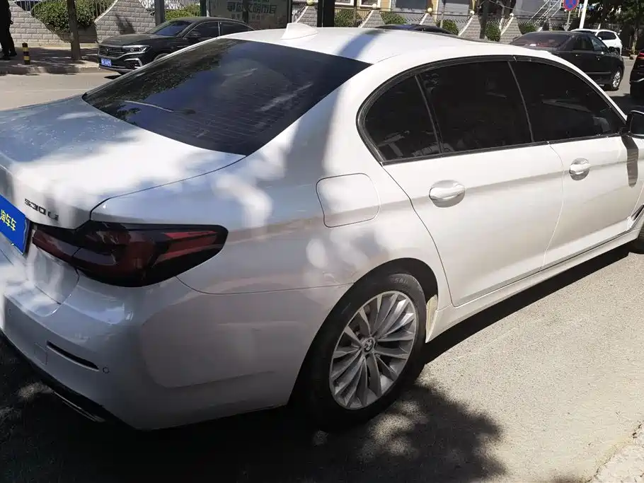 BMW 5 Series 2022 Facelift 525Li Luxury Package фото 3