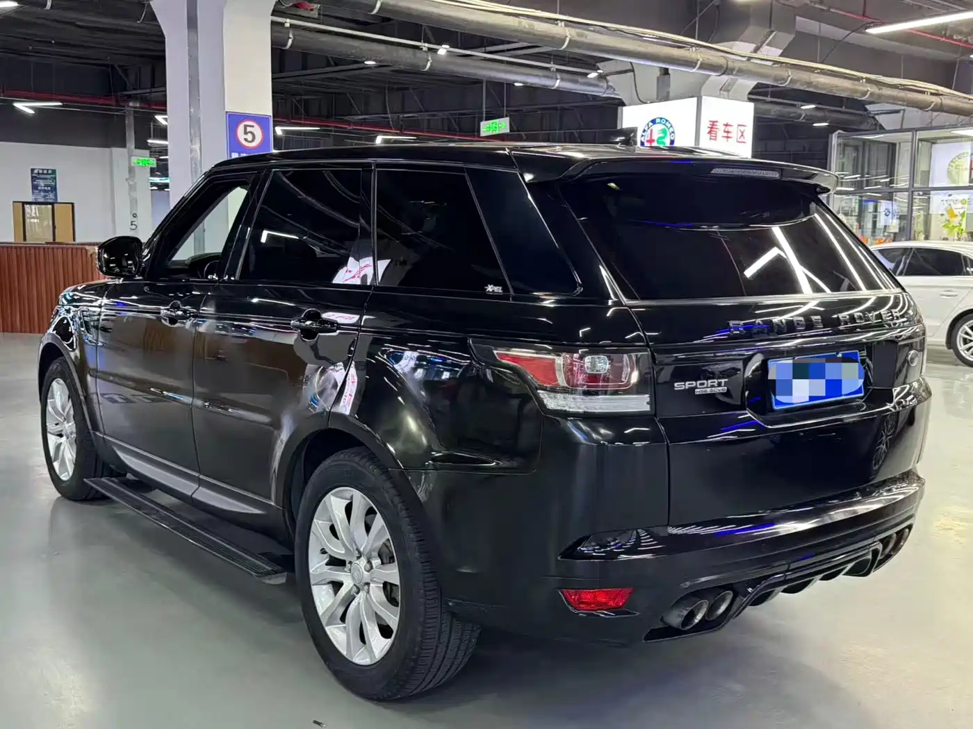 Land Rover Range Rover Sport 2017 3.0 SC V6 HSE фото 17