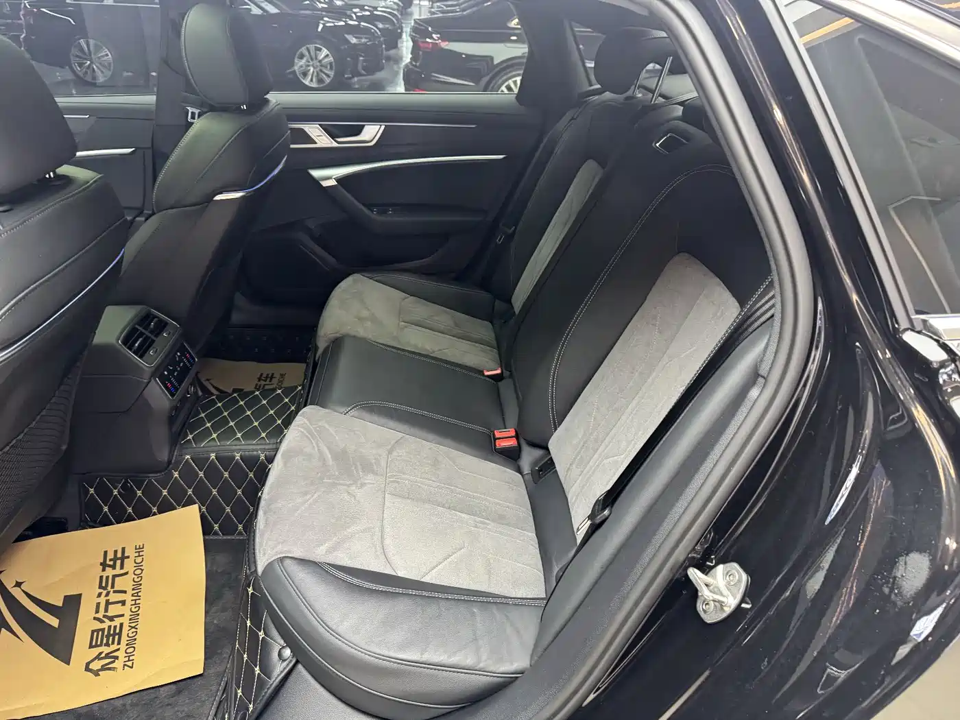 Audi A6L 2023 45 TFSI quattro Premium Dynamic фото 10