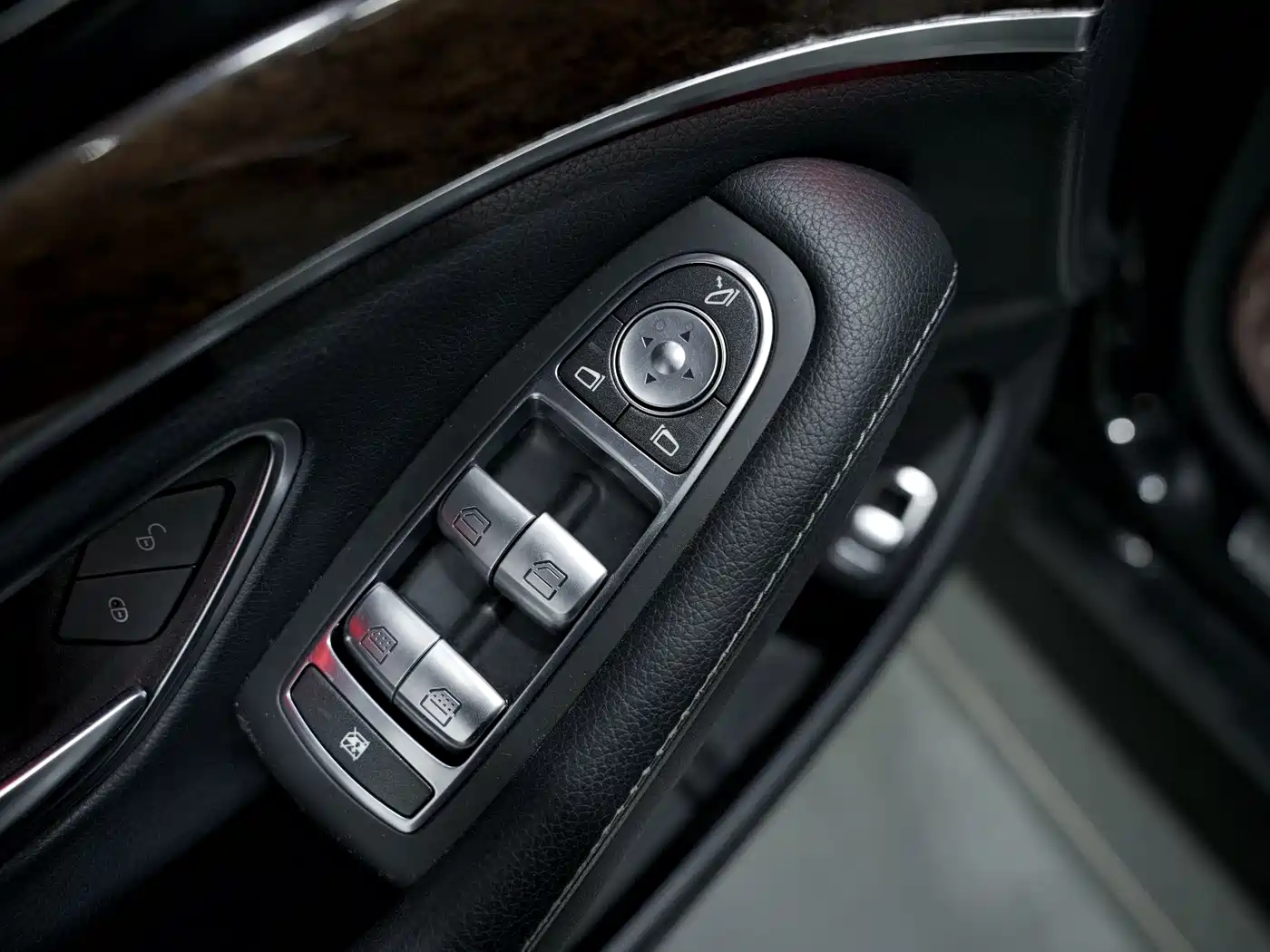 Mercedes-Benz S-Class 2014 S 320 L Business фото 10