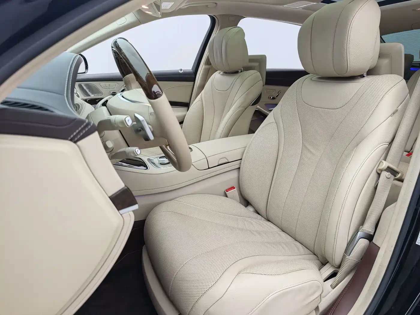 Mercedes-Benz Maybach S-Class 2015 S 400 4MATIC фото 6