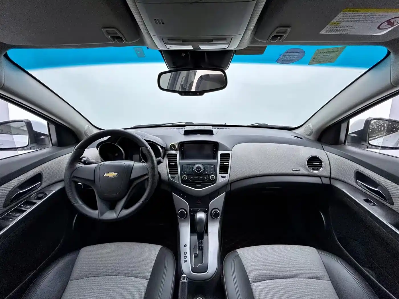 Chevrolet Cruze 2013 Model 1.8L SE AT фото 5