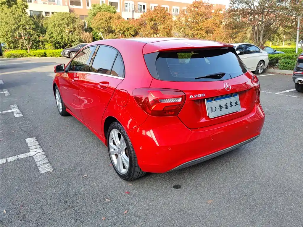 Mercedes-Benz A-Class (Import) 2016 A 200 Dynamic фото 12