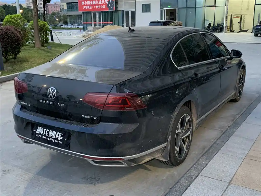 Volkswagen Magotan 2026 2026 Model 30 Million Special Selection 380TSI DSG Luxury