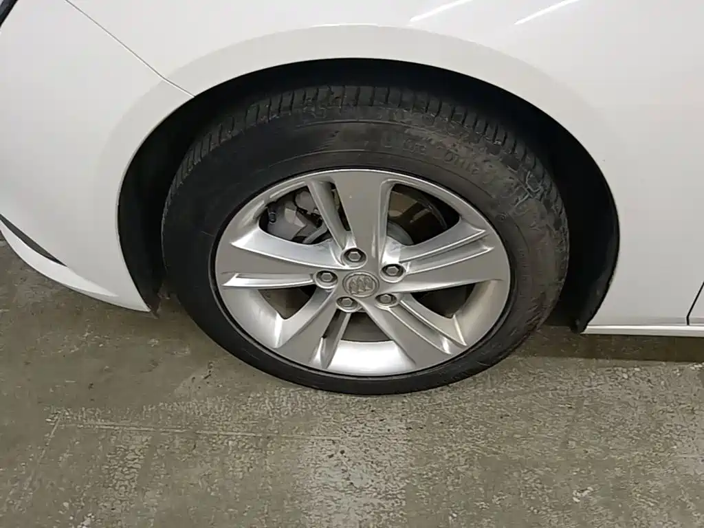 Фото 23 - Buick Regal