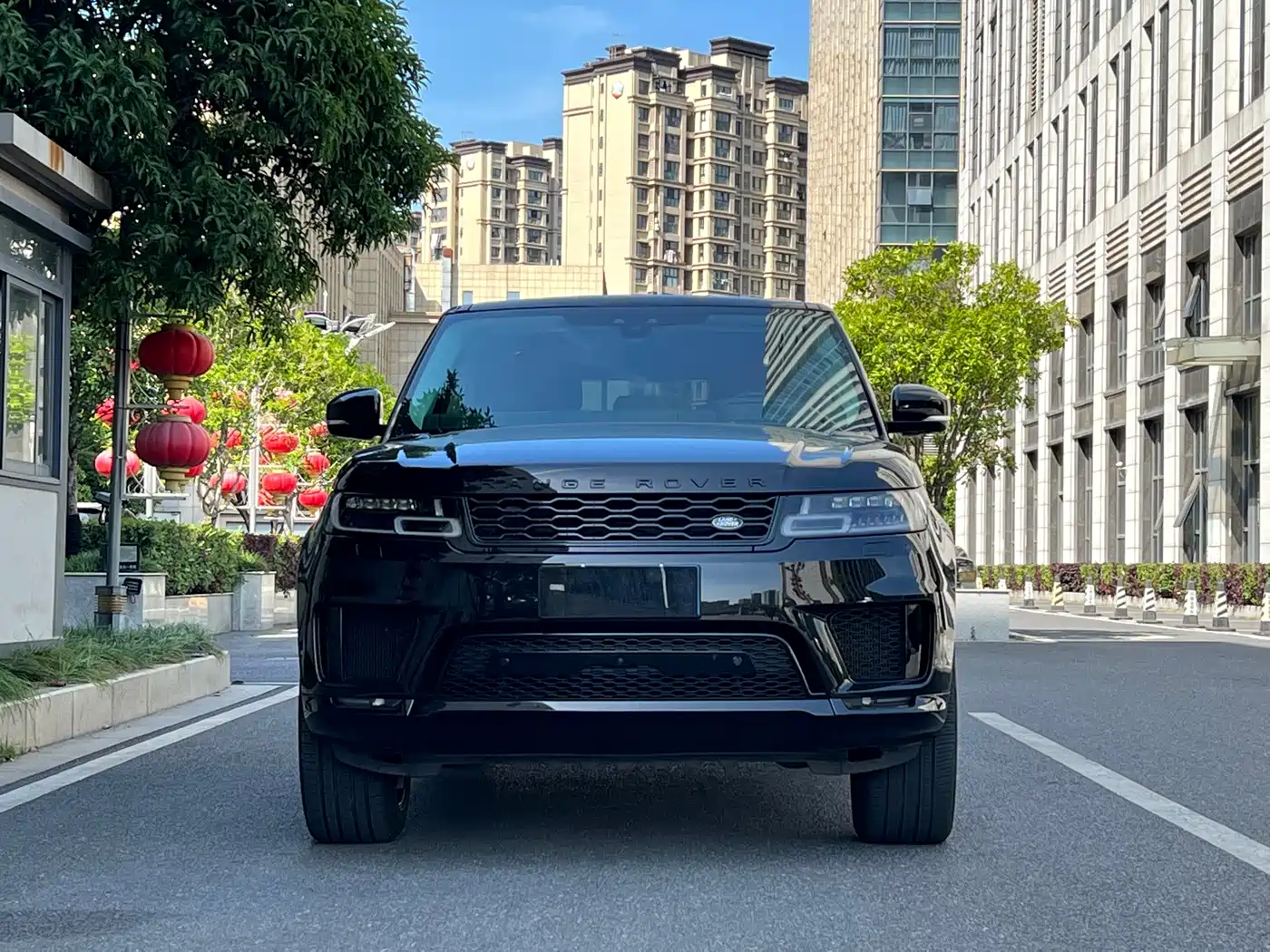 Land Rover Range Rover Sport 2021 3.0 L6 Gloss Black Edition фото 2