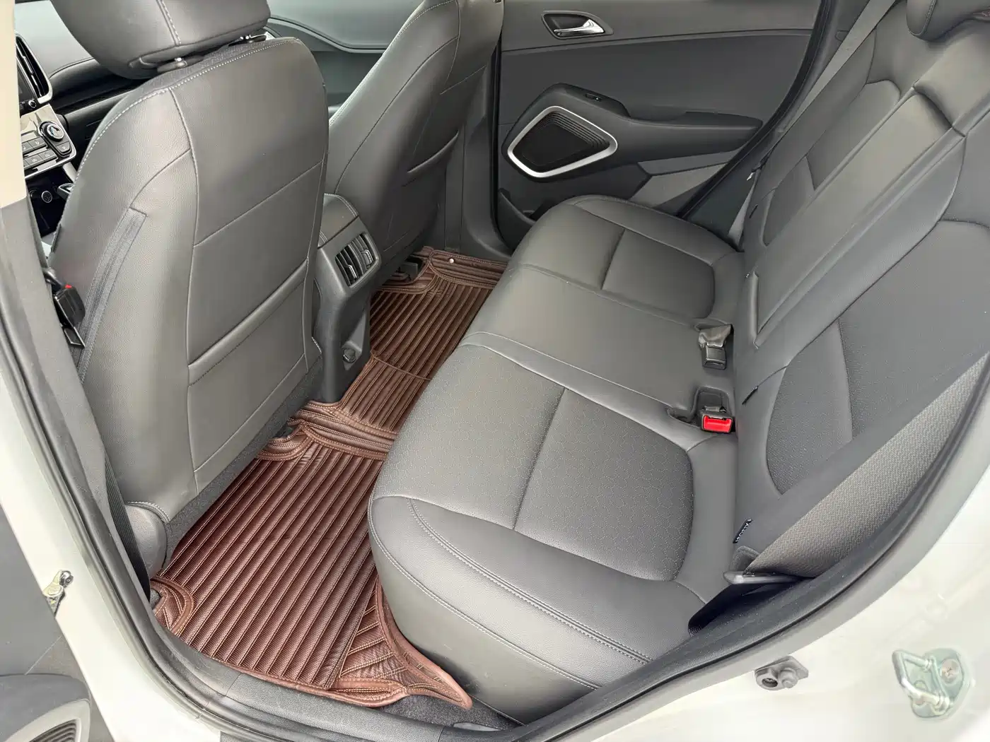 Hyundai Beijing Hyundai ix35 2019 2.0L Automatic 2WD Zhiyong·Smooth Enjoy China VI фото 12