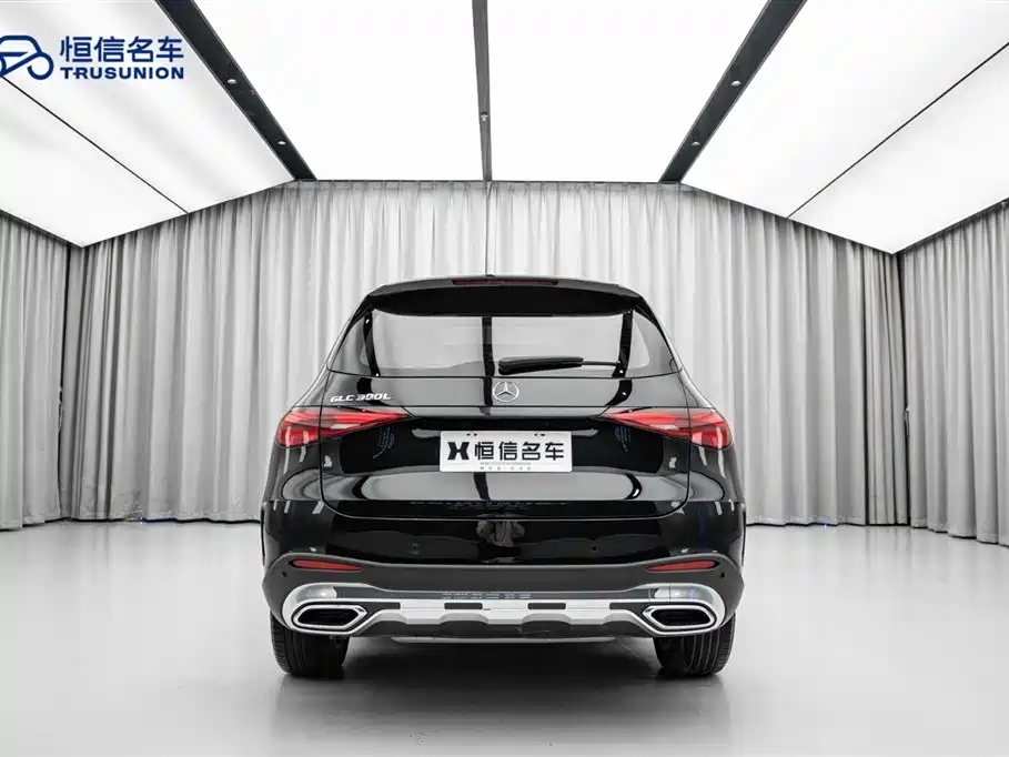 Mercedes-Benz GLC 2023 GLC 260 L 4MATIC Luxury 5-Seater фото 6