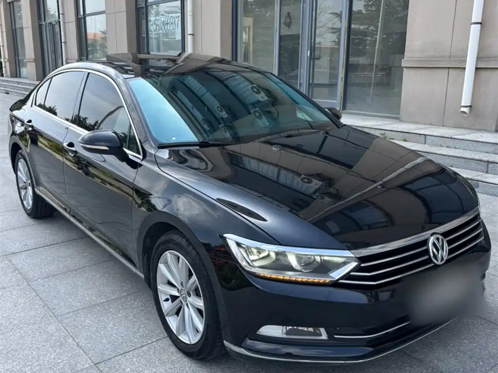 Volkswagen Magotan 2018 330TSI DSG Leading фото 17