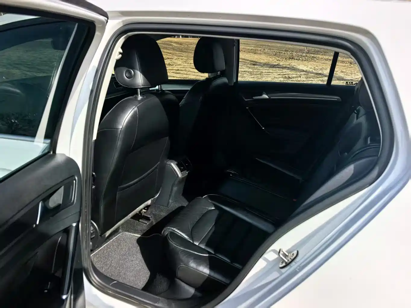 Volkswagen Golf 2016 230TSI Automatic Luxury фото 7
