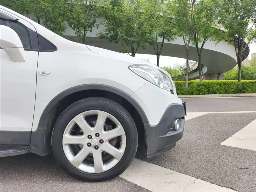Buick Encore 2015 1.4T Automatic 2WD Urban Elite фото 20