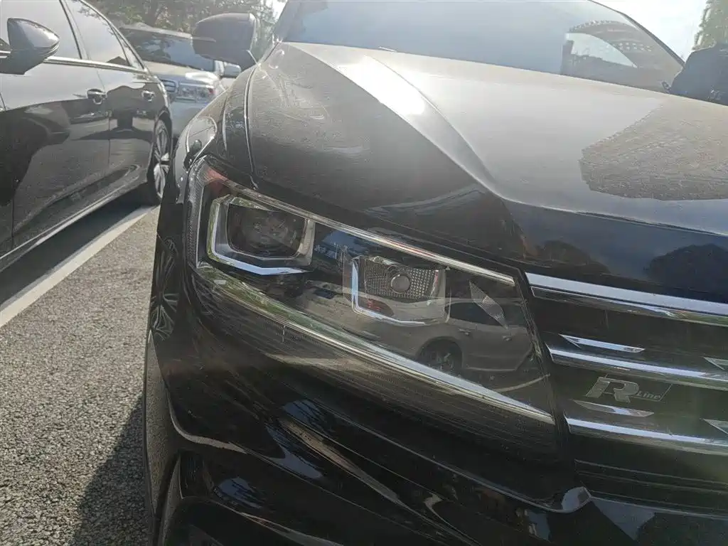Volkswagen Tiguan L 2021 330TSI Automatic 2WD R-Line Premium фото 7