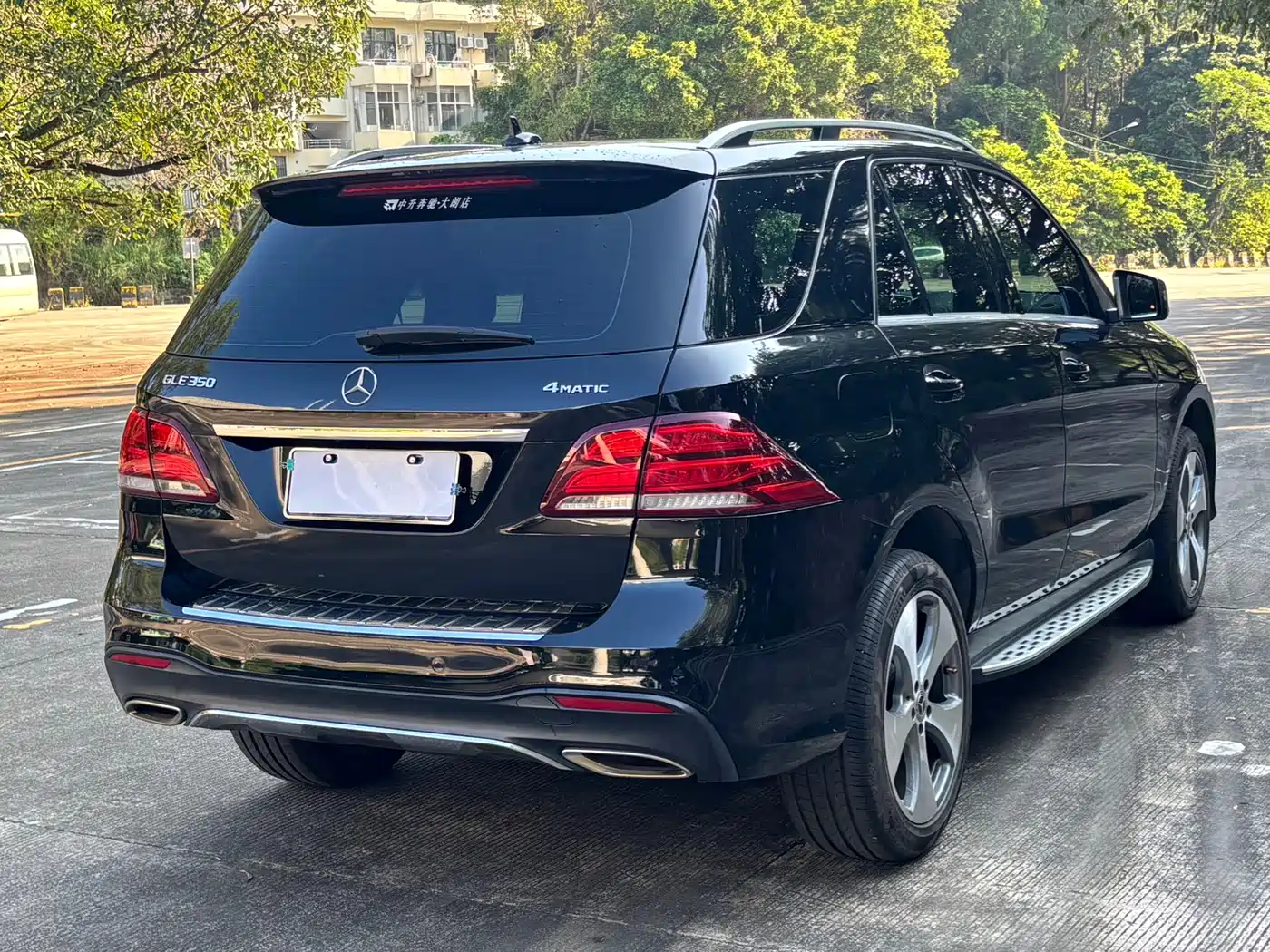 Mercedes-Benz GLE 2018 GLE 320 4MATIC Luxury Ultimate Edition фото 10