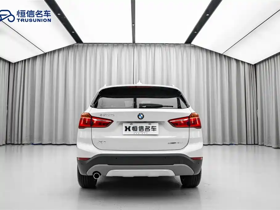 BMW X1 2019 sDrive18Li Premium Model фото 6