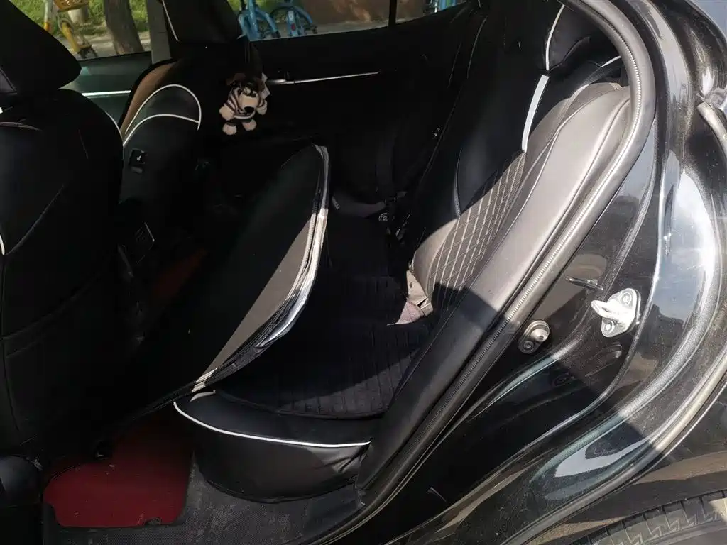 Toyota Camry 2023 2.0G Luxury Edition фото 13