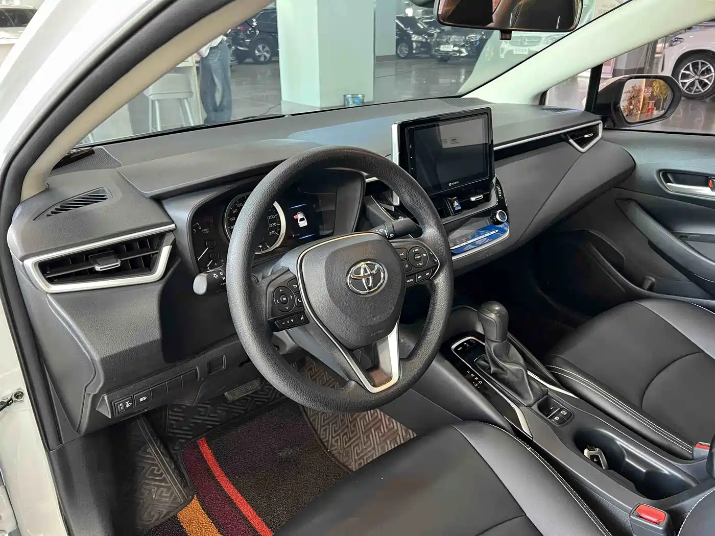 Toyota Corolla 2019 1.2T S-CVT GL-i Elite Edition фото 8