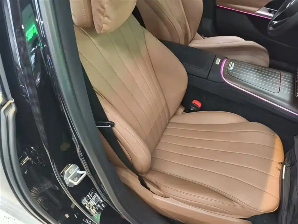 Mercedes-Benz E-Class New Energy 2024 E 350 e L Plug-in Hybrid Sedan фото 25