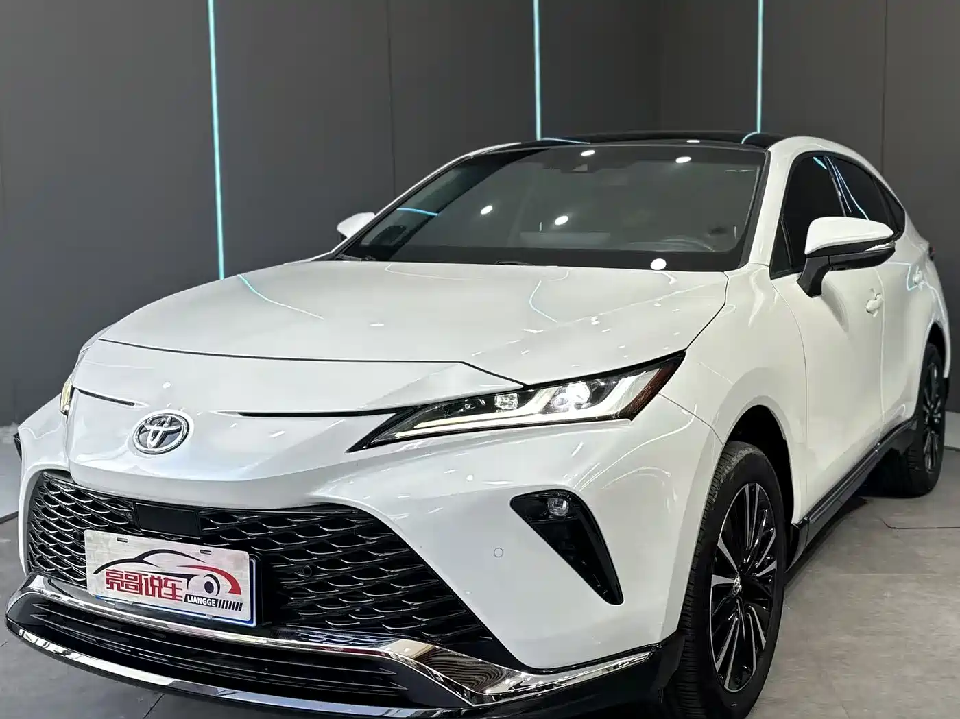 Toyota Venza 2022 2.0L CVT AWD Ultimate Edition