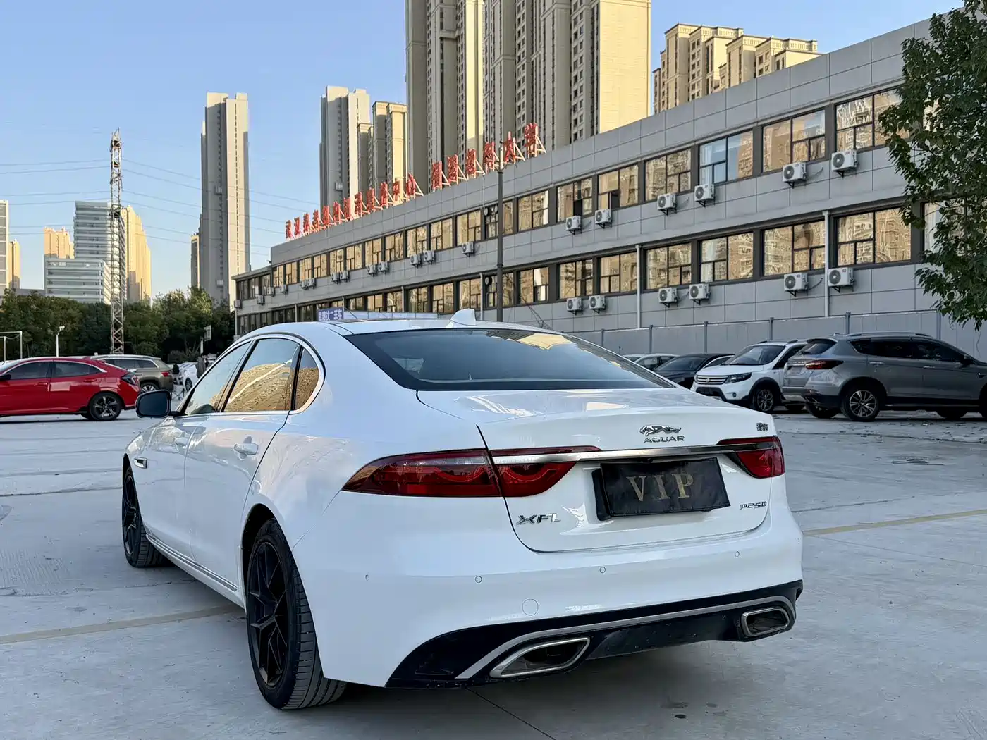 Jaguar XFL 2022 XFL 2.0T P250 2WD Elite Sport фото 11