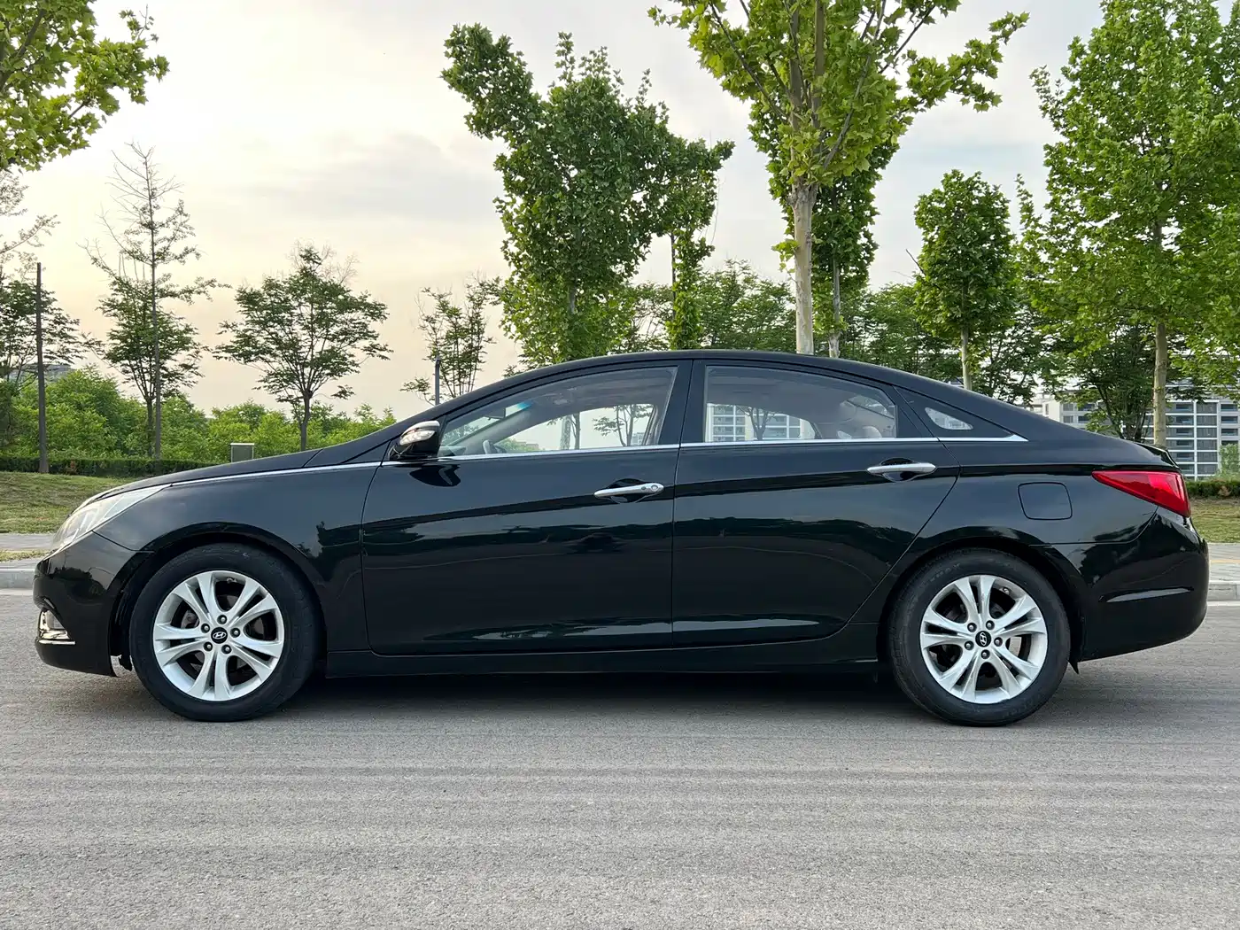 Hyundai Sonata 2013 2013 2.0L Automatic Luxury Edition