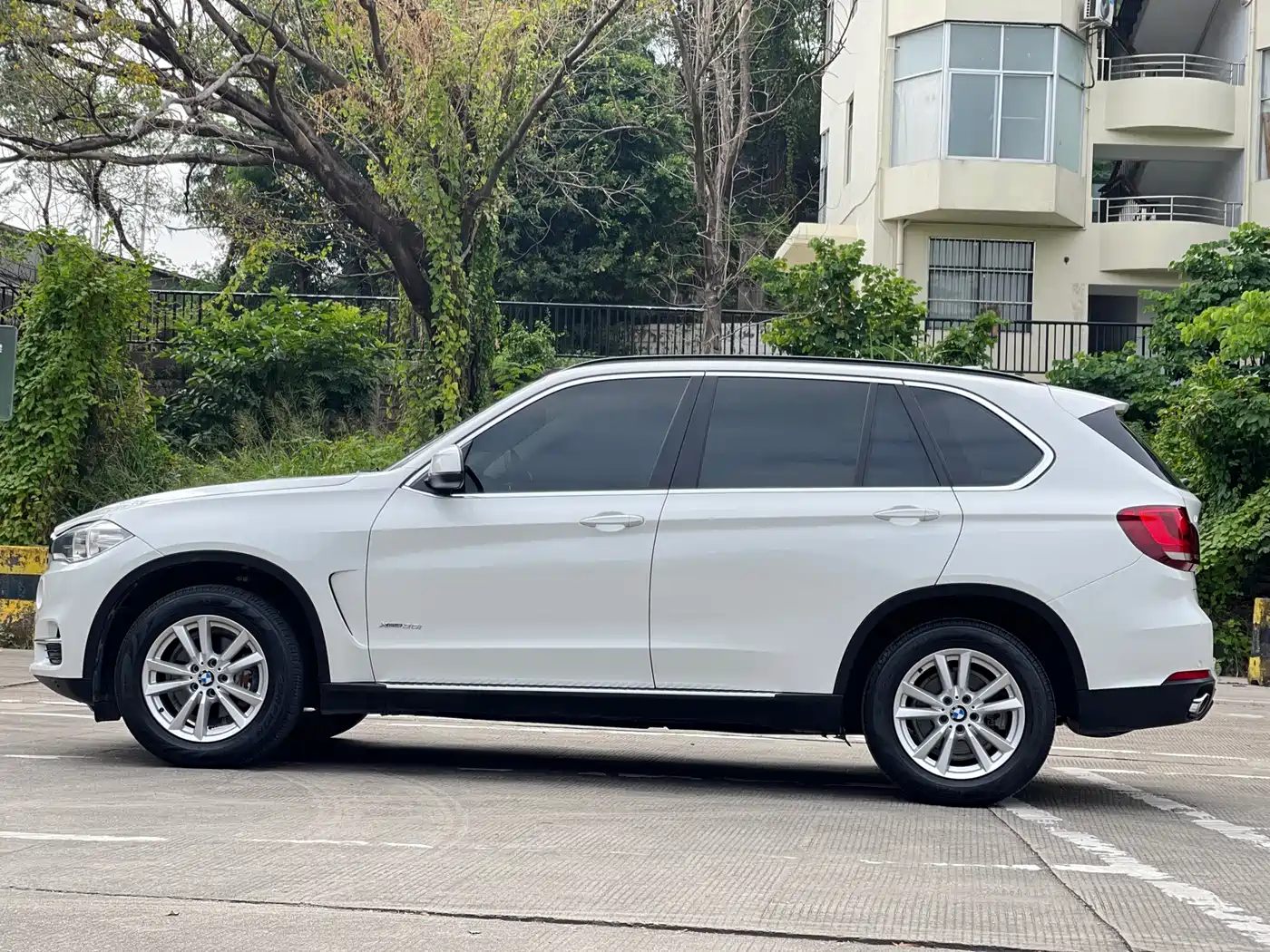 BMW X5 (Import) 2015 xDrive28i фото 30