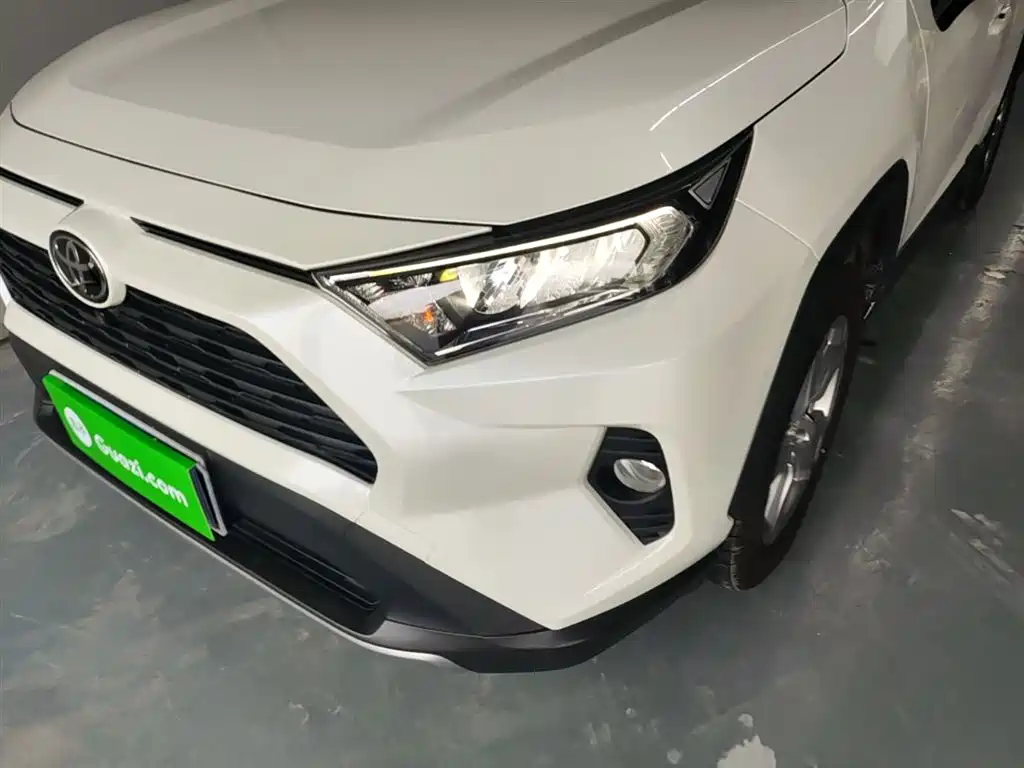 Toyota RAV4 Rongfang 2020 2.0L CVT 2WD Trend Edition фото 24