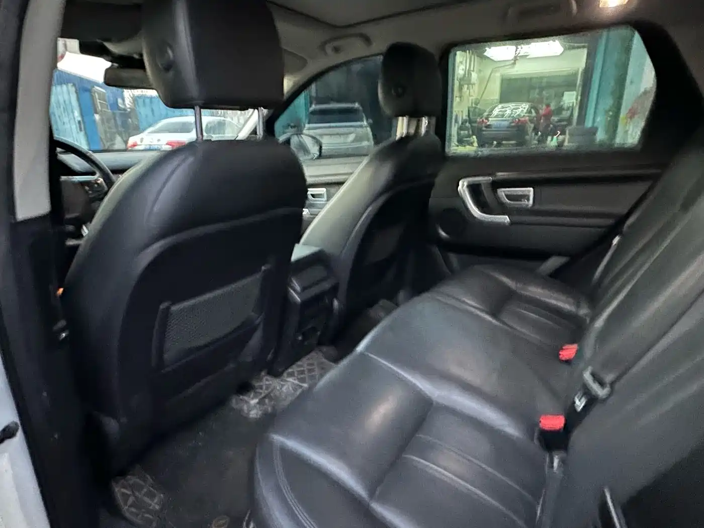 Land Rover Discovery Sport 2018 240PS SE Edition фото 6