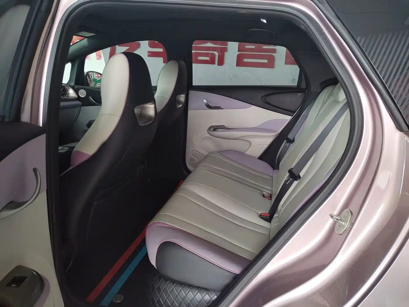 Фото 6 - BYD Dolphin