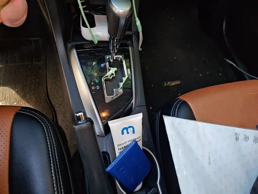 Toyota Levin 2014 1.6G CVT Elite Edition фото 15