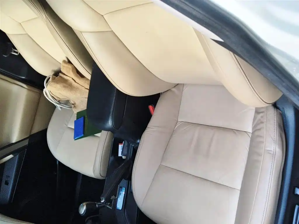 Toyota RAV4 Rongfang 2013 2.0L CVT 4WD Pioneer фото 7