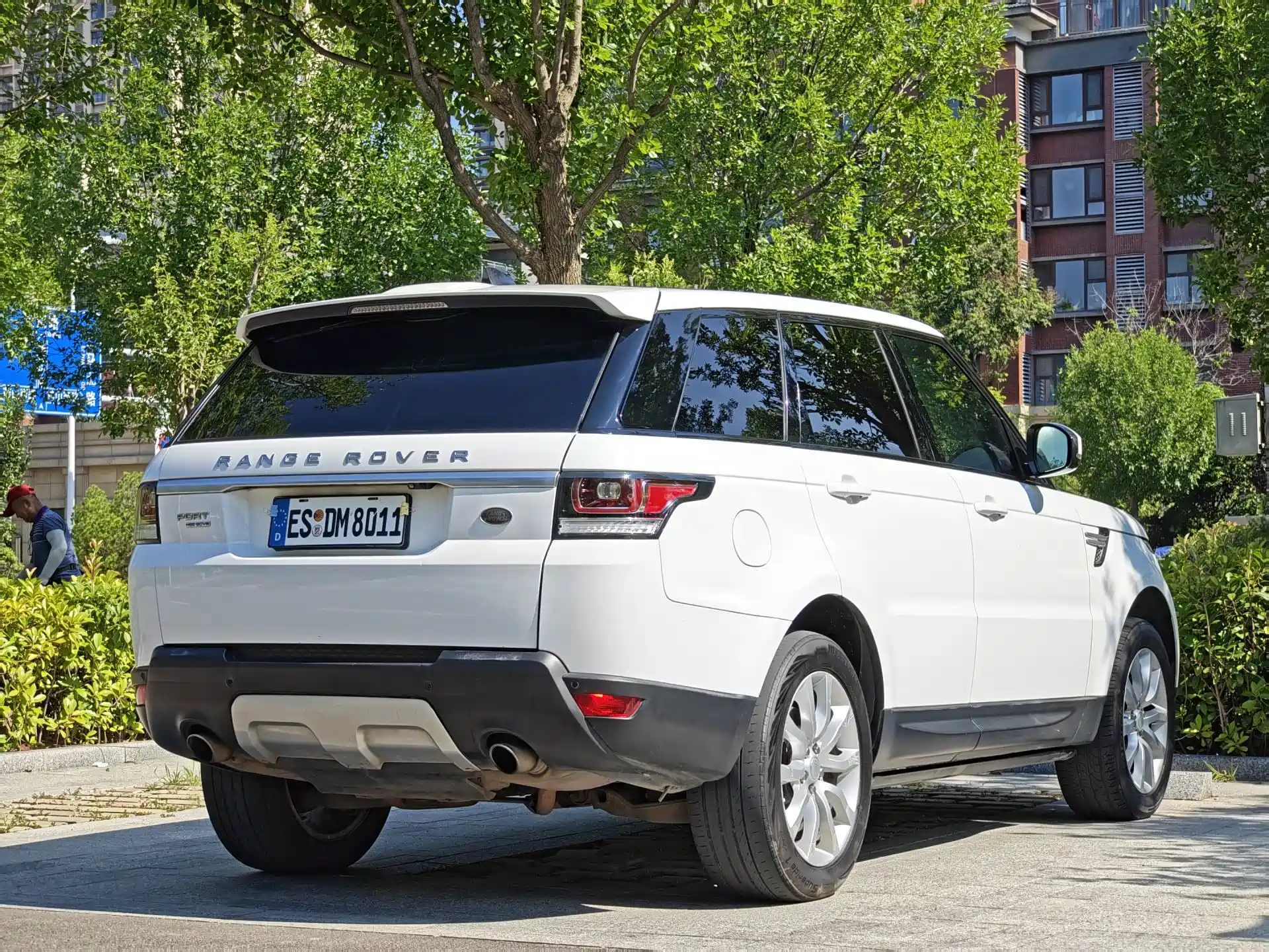 Photo 9 - Land Rover Range Rover Sport